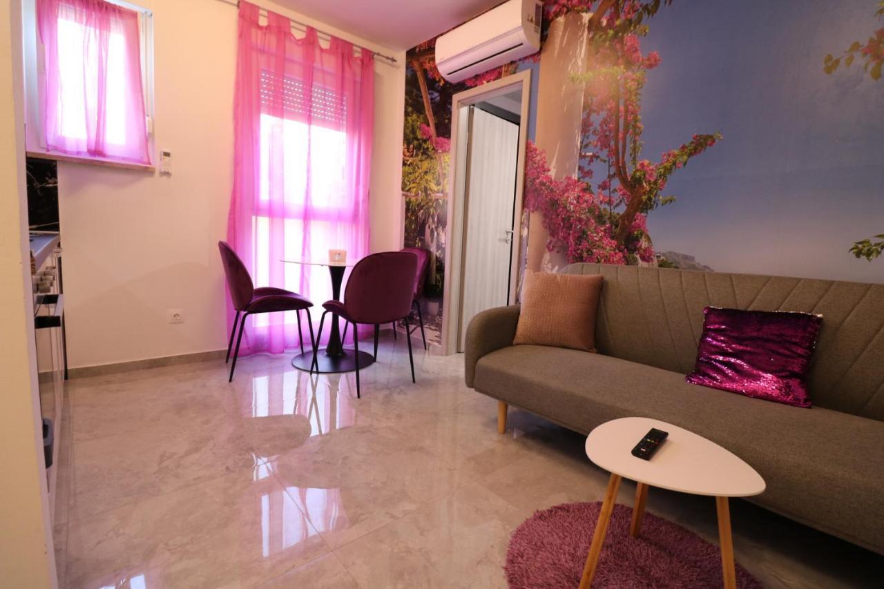 Klaudia Apartment Pula Luaran gambar