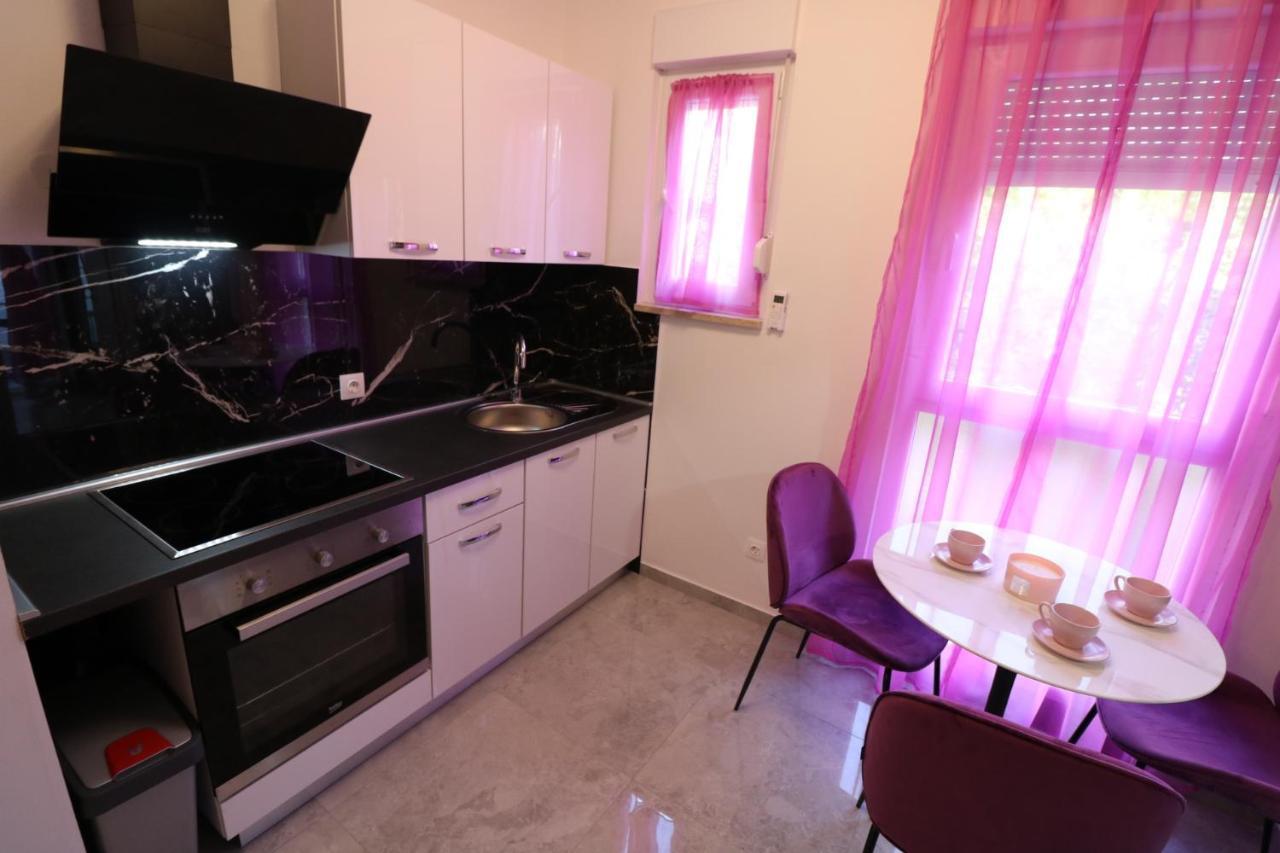 Klaudia Apartment Pula Luaran gambar