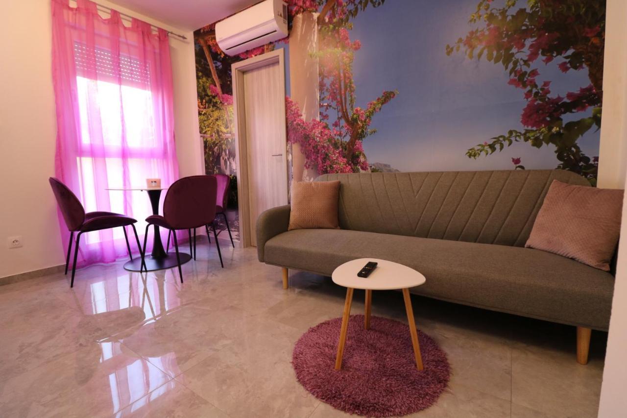 Klaudia Apartment Pula Luaran gambar