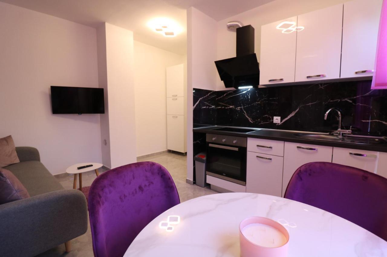 Klaudia Apartment Pula Luaran gambar